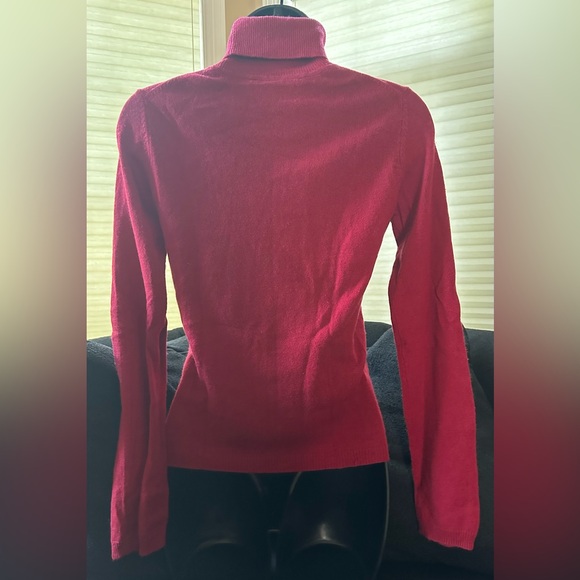 BCBGMaxAzria red turtleneck sweater knit classic - Picture 3 of 7